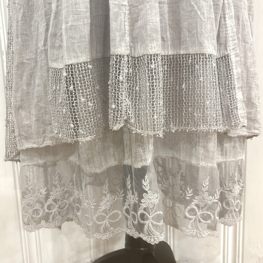Ultra comfortable light grey cotton and lace dress